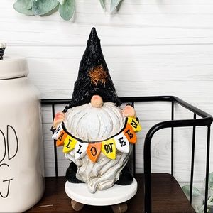 T.J.Maxx Accents - Farmhouse Halloween gnome tray fall decor T.J.Maxx Accents - Farmhouse Halloween gnome tray fall decor